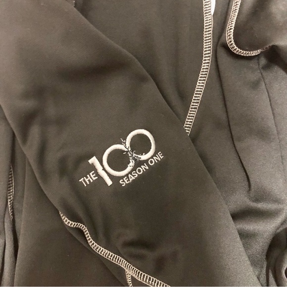 Rare Limited Edition The 100 CW TV Show Cast & Crew Season 1 Jacket - XS - Picture 2 of 10